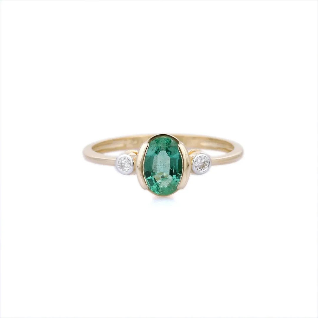 14K Yellow Gold Emerald Ring