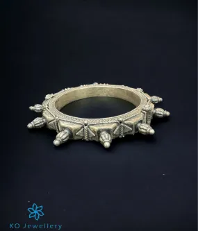 The Haina Silver Antique Openable Bracelet (Size 2.5)