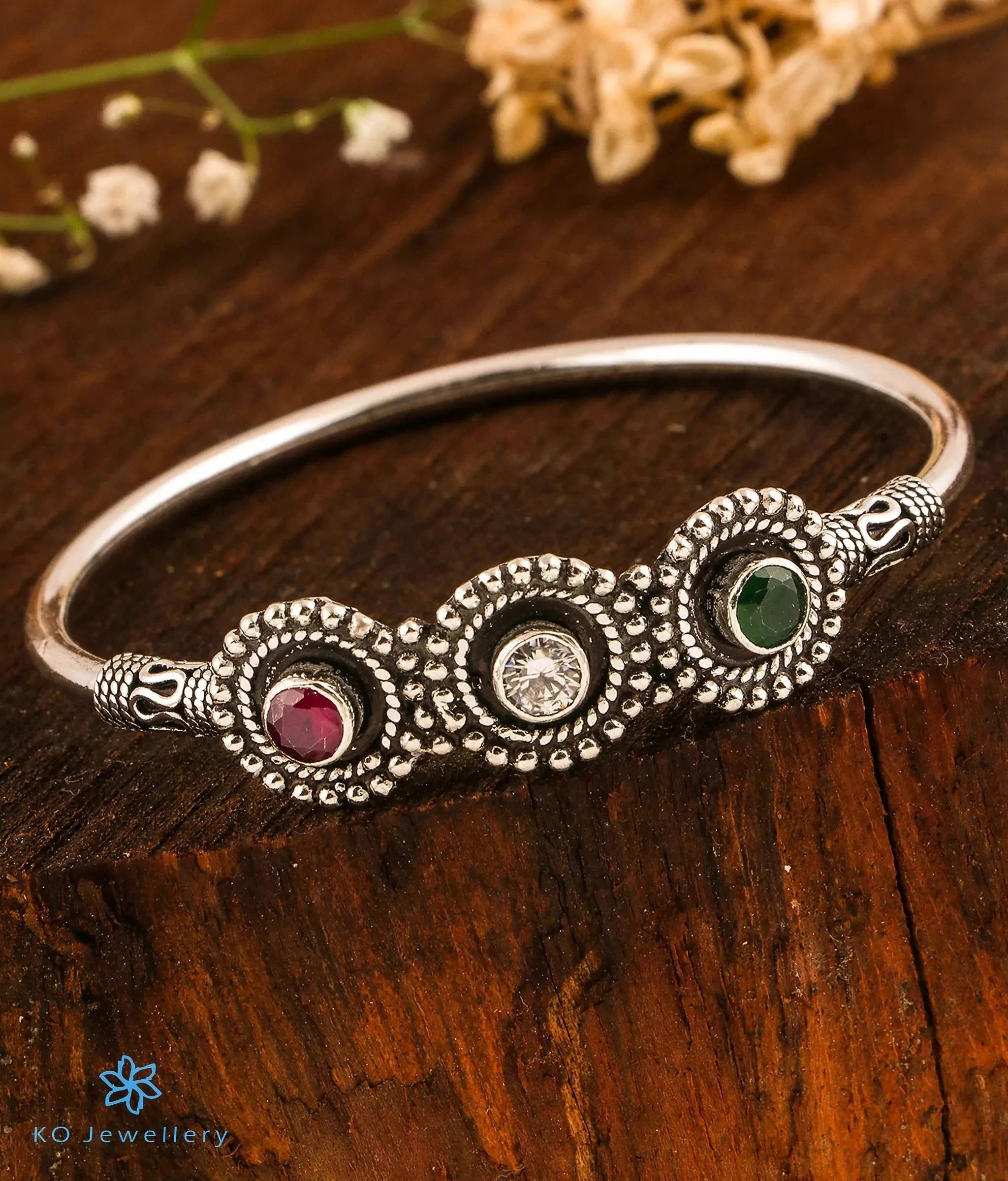 The Mridul Silver Openable Gemstone Bracelet