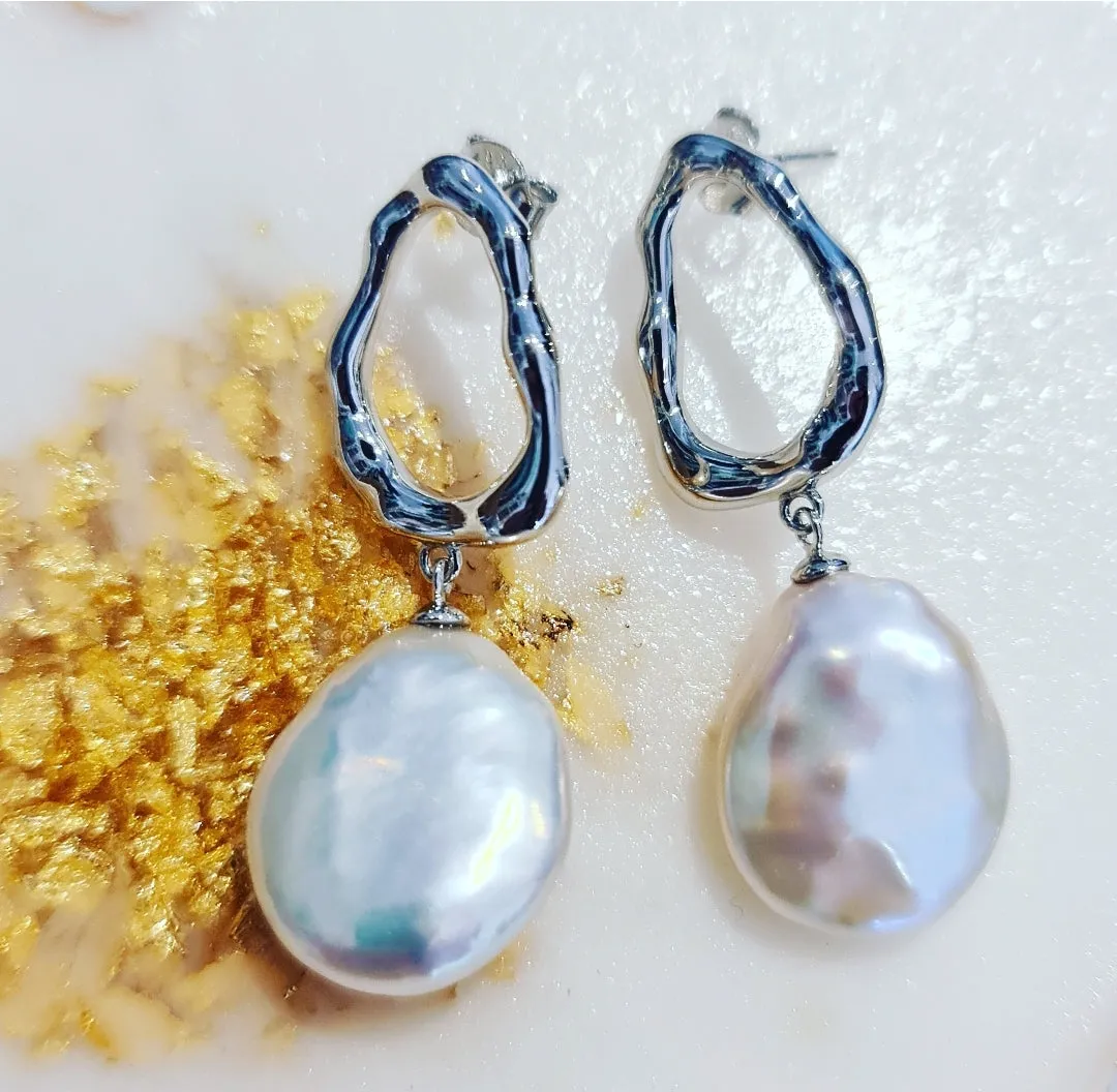 Tiana Freshwater Pearl drop earrings Large